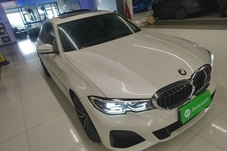 Used BMW 3 Series 2020 Facelifted 325i M Sport Package Front Right 45 Deg