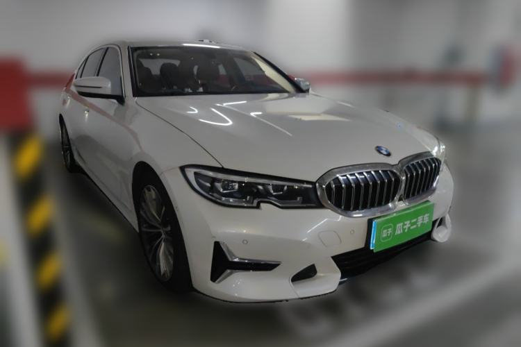 Used BMW 3 Series 2020 325Li First Edition Front Right 45 Deg