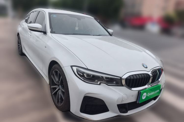 Used BMW 3 Series 2020 320Li M Sport Package Front Right 45 Deg