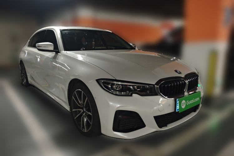 Used BMW 3 Series 2020 320Li M Sport Package Front Right 45 Deg
