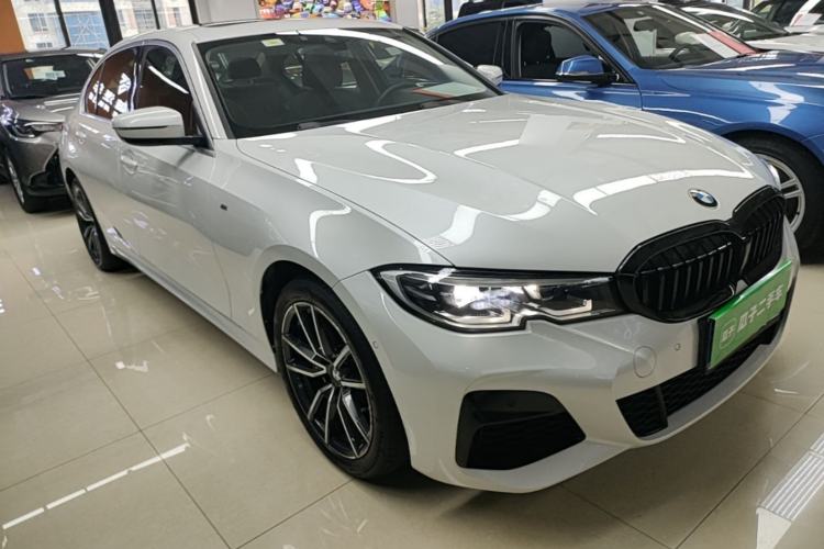 Used BMW 3 Series 2020 325Li xDrive M Sport Package Front Right 45 Deg