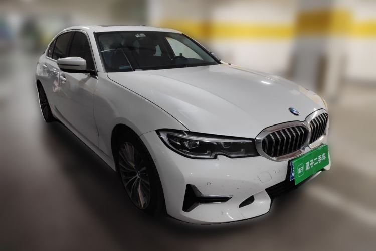 Used BMW 3 Series 2020 325Li First Edition Front Right 45 Deg
