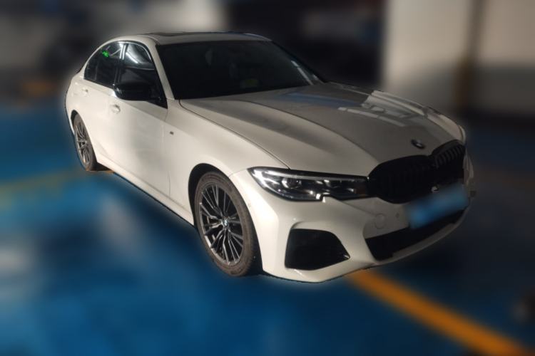 Used BMW 3 Series 2020 325i M Sport Night Edition package Front Right 45 Deg