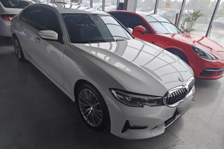 Used BMW 3 Series 2020 325Li First Edition Front Right 45 Deg