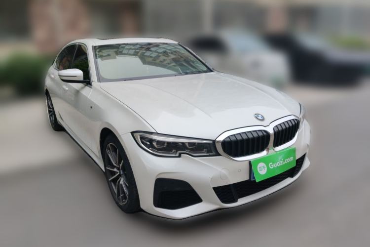 Used BMW 3 Series 2020 320Li M Sport Package Front Right 45 Deg