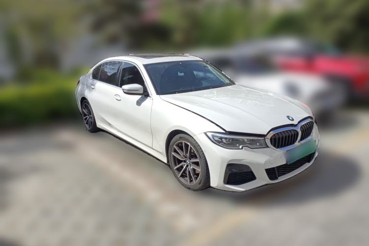 Used BMW 3 Series 2020 320Li M Sport Package Front Right 45 Deg