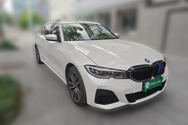 Used BMW 3 Series 2020 320Li M Sport Package Front Right 45 Deg