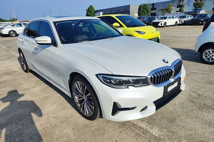 Used BMW 3 Series 2020 325Li First Edition Front Right 45 Deg