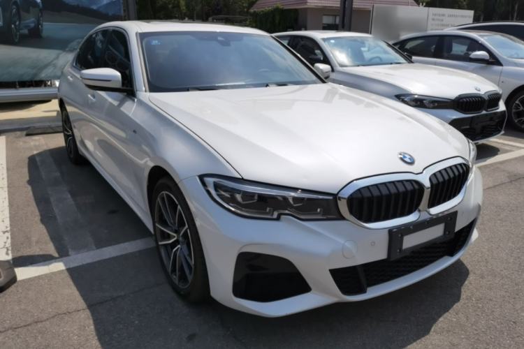 Used BMW 3 Series 2020 Restyled 325Li M Sport Package Front Right 45 Deg