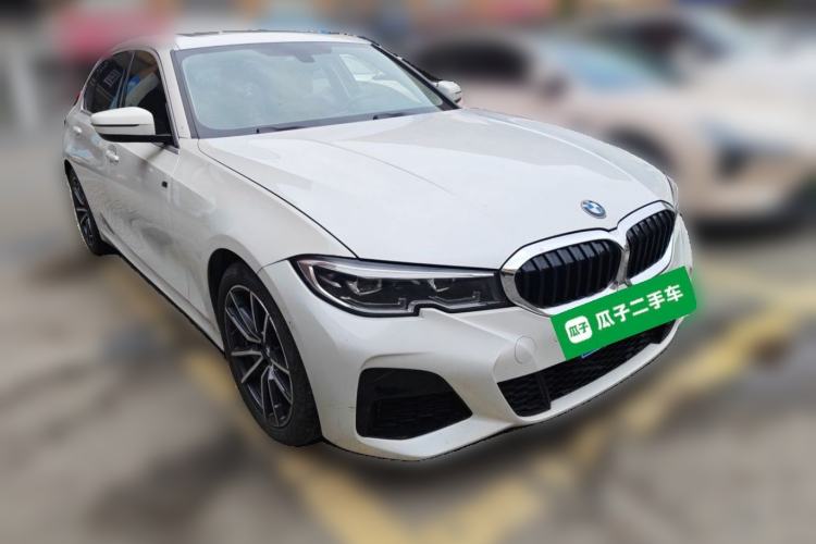 Used BMW 3 Series 2020 320Li M Sport Package Front Right 45 Deg