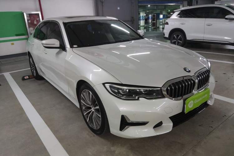 Used BMW 3 Series 2020 325Li First Edition Front Right 45 Deg
