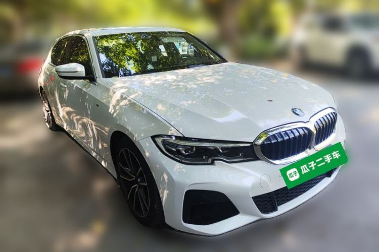 Used BMW 3 Series 2020 320Li M Sport Package Front Right 45 Deg
