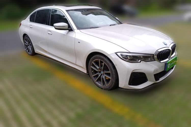 Used BMW 3 Series 2020 320Li M Sport Package Front Right 45 Deg