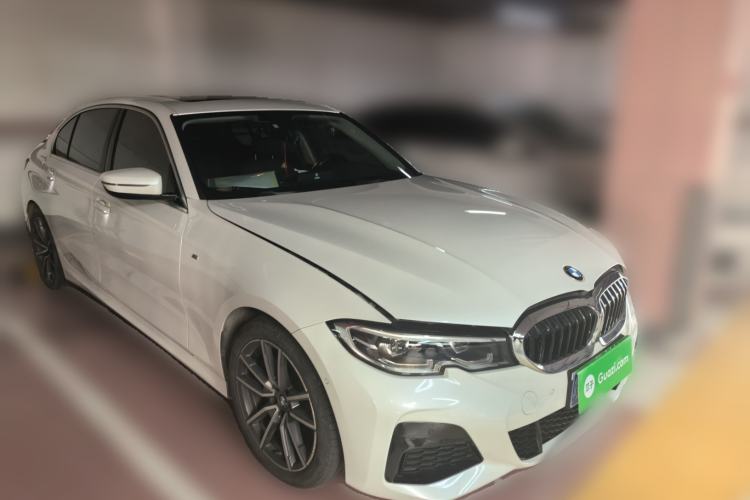 Used BMW 3 Series 2020 320Li M Sport Package Front Right 45 Deg
