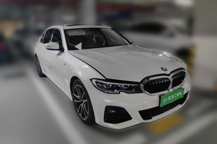 Used BMW 3 Series 2020 325Li M Sport Package Front Right 45 Deg