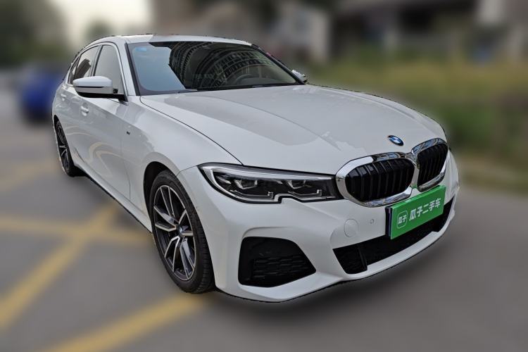 Used BMW 3 Series 2020 325Li M Sport Package Front Right 45 Deg