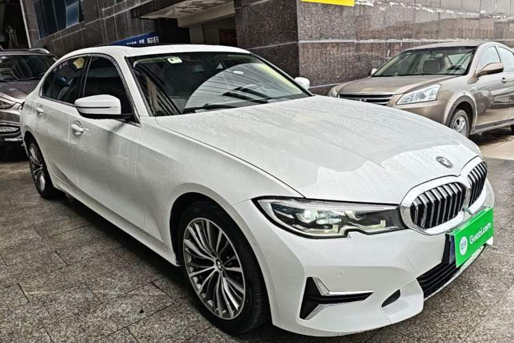 Used BMW 3 Series 2020 325Li First Edition Front Right 45 Deg