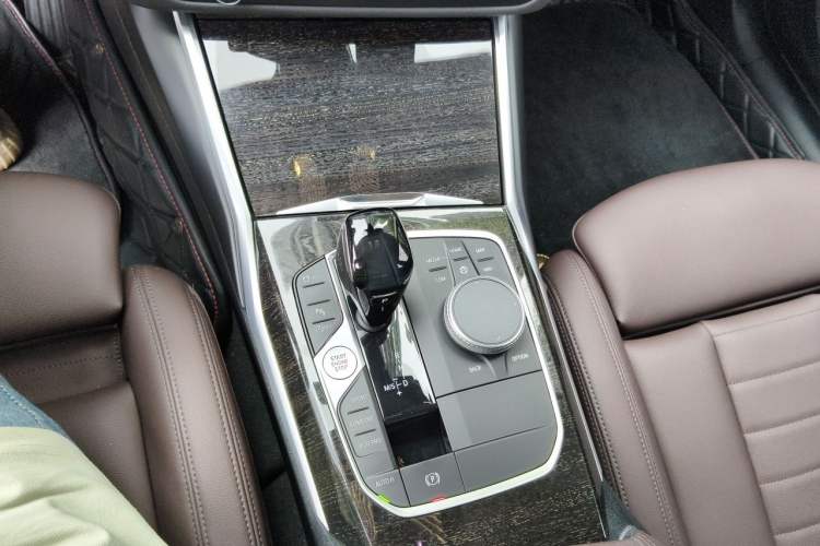 Used BMW 3 Series 2020 325Li M Sport Package Gear Lever