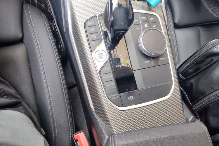 Used BMW 3 Series 2020 Facelifted 325Li M Sport Night Edition Package Gear Lever