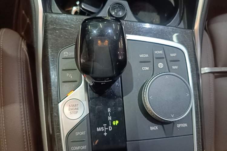 Used BMW 3 Series 2020 Restyled 325Li M Sport Package Gear Lever