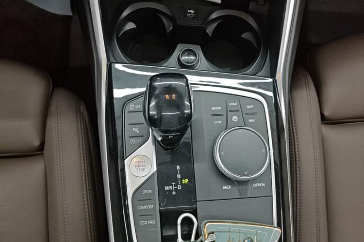 Used BMW 3 Series 2020 320i Sport Package Gear Lever
