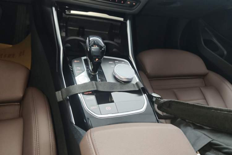 Used BMW 3 Series 2020 320i Sport Package Gear Lever