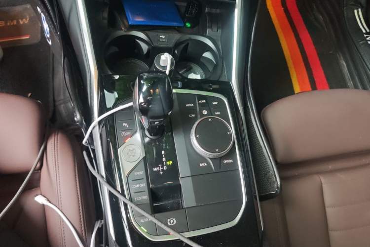 Used BMW 3 Series 2020 325Li First Edition Gear Lever