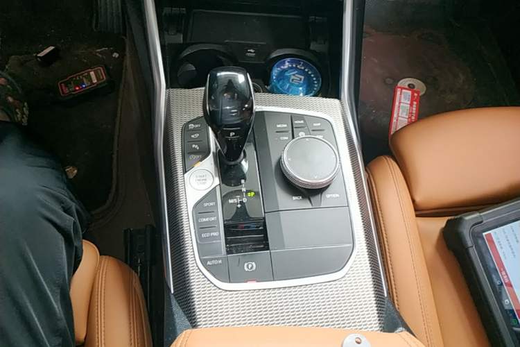 Used BMW 3 Series 2020 Facelifted 325Li M Sport Night Edition Package Gear Lever