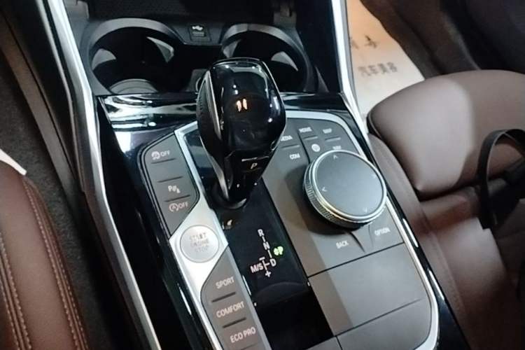 Used BMW 3 Series 2020 320i Sport Package Gear Lever