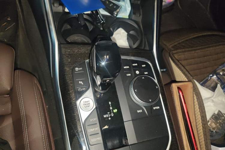 Used BMW 3 Series 2020 Restyled 325Li M Sport Package Gear Lever