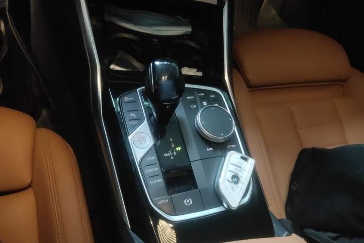 Used BMW 3 Series 2020 320i Sport Package Gear Lever