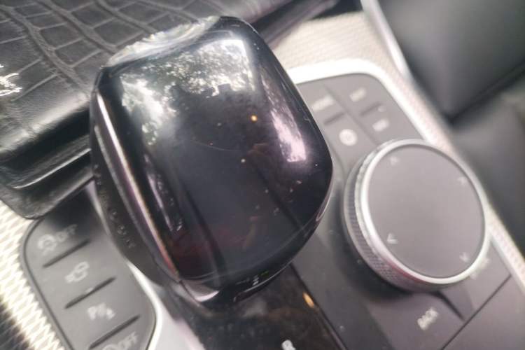 Used BMW 3 Series 2020 Restyled 325i M Sport Night Edition Package Gear Lever