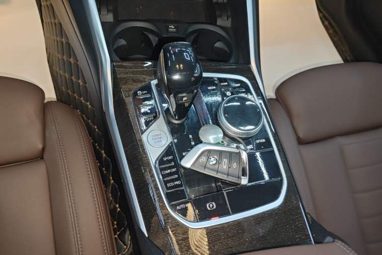 Used BMW 3 Series 2020 Restyled 325Li M Sport Package Gear Lever