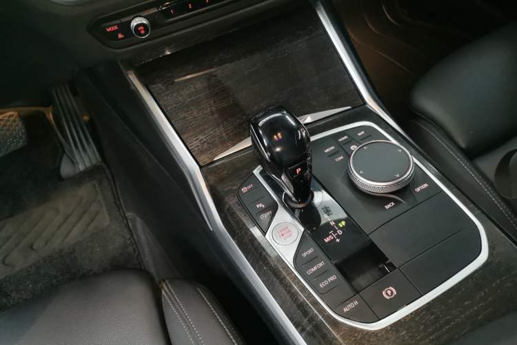 Used BMW 3 Series 2020 Restyled 325Li M Sport Package Gear Lever