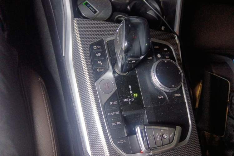 Used BMW 3 Series 2020 330i M Sport Night Edition Gear Lever