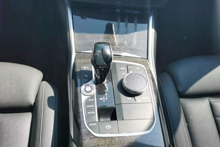 Used BMW 3 Series 2020 Restyled 325Li M Sport Package Gear Lever