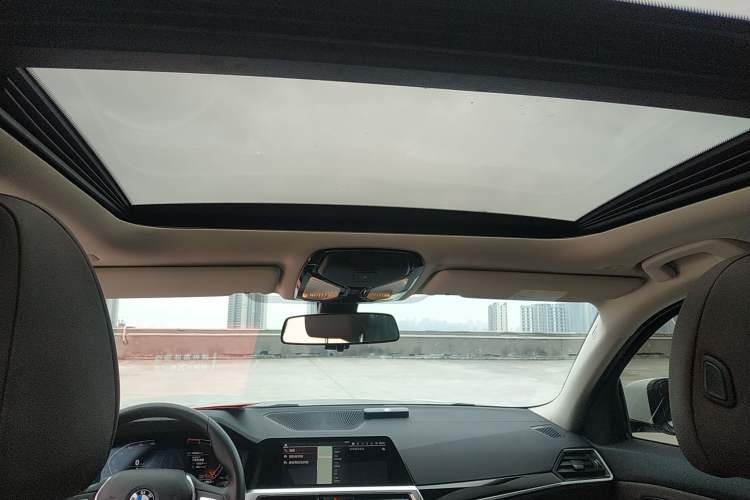 Used BMW 3 Series 2020 325Li First Edition Headliner