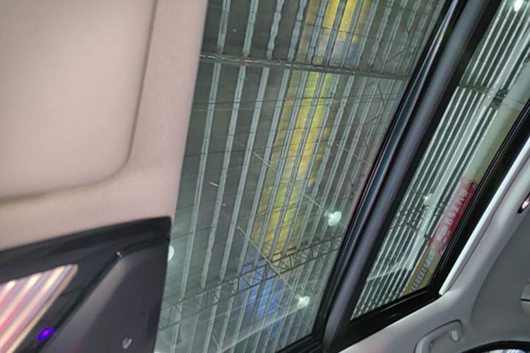 Used BMW 3 Series 2020 Restyled 325Li M Sport Package Headliner