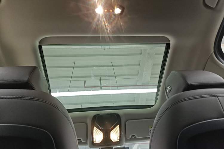 Used BMW 3 Series 2020 320i Sport Package Headliner