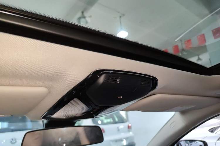 Used BMW 3 Series 2020 Restyled 325Li M Sport Package Headliner