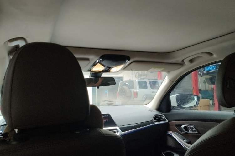 Used BMW 3 Series 2020 325Li First Edition Headliner