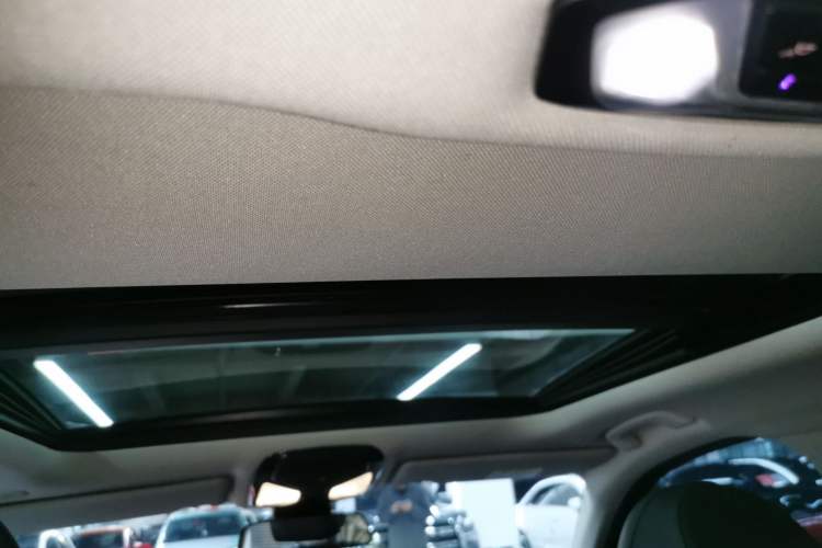 Used BMW 3 Series 2020 Restyled 325Li M Sport Package Headliner