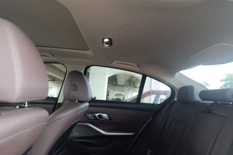 Used BMW 3 Series 2020 330i M Sport Night Edition Headliner