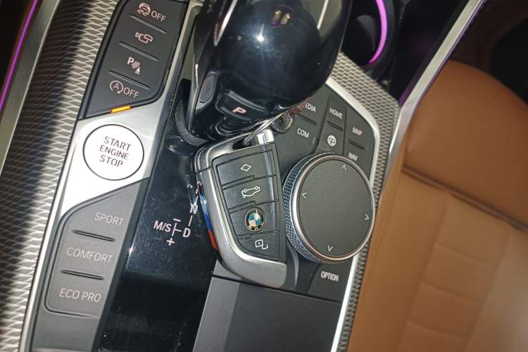 Used BMW 3 Series 2020 330i M Sport Night Edition Interior 1
