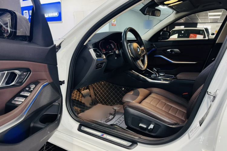Used BMW 3 Series 2020 325Li M Sport Package Interior 1