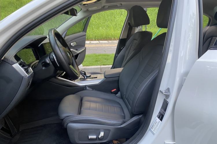 Used BMW 3 Series 2020 Facelifted 325Li M Sport Night Edition Package Interior 1