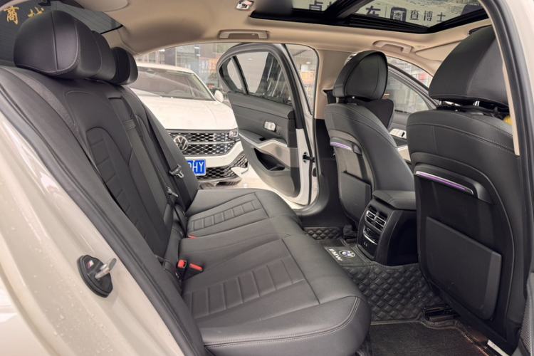 Used BMW 3 Series 2020 325Li M Sport Package Interior 1