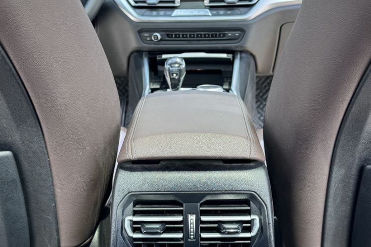 Used BMW 3 Series 2020 325Li First Edition Interior 10