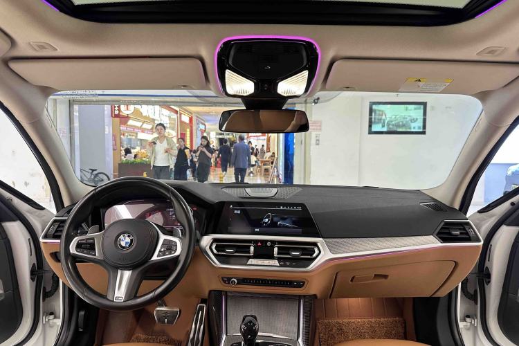 Used BMW 3 Series 2020 330i M Sport Night Edition Interior 12