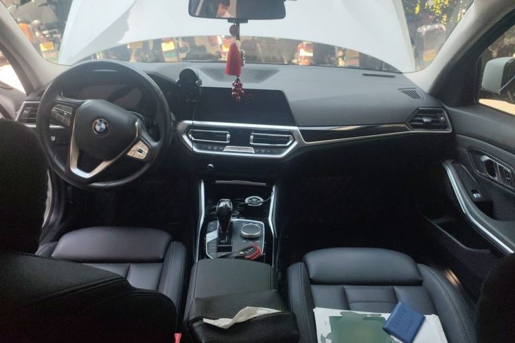 Used BMW 3 Series 2020 325Li First Edition Interior 2